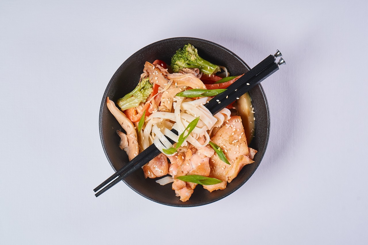 Сливочный удон с курицей Мини