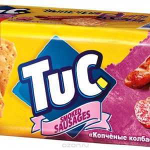 Крекеры tuc копченые колбаски