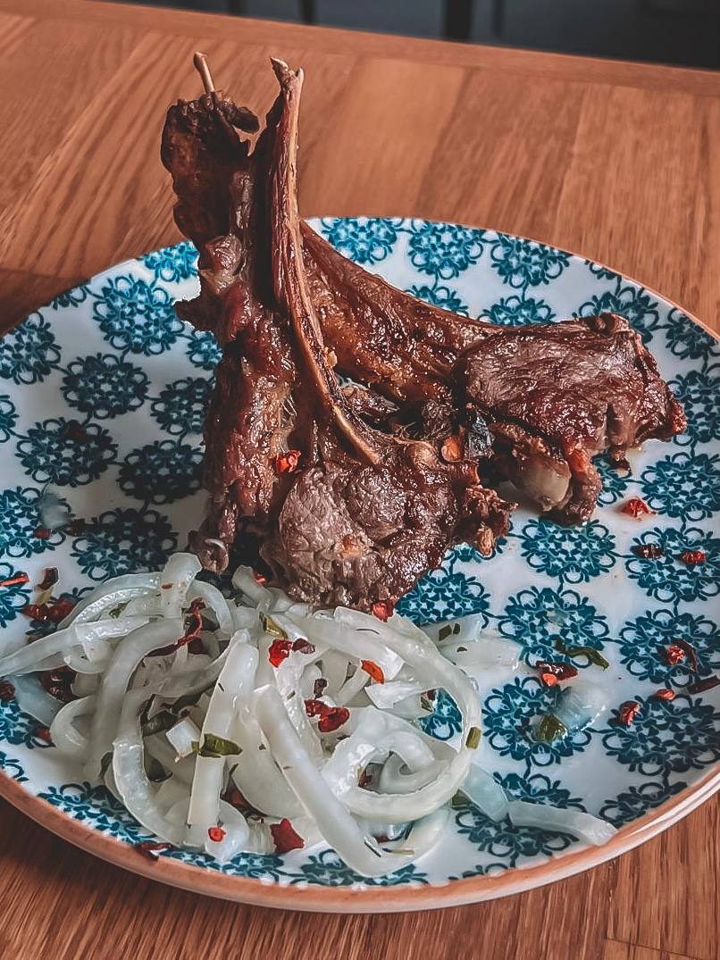 Заказ шашлыка с доставкой в Астрахани ❤️ - Акция +1 блюдо бесплатно